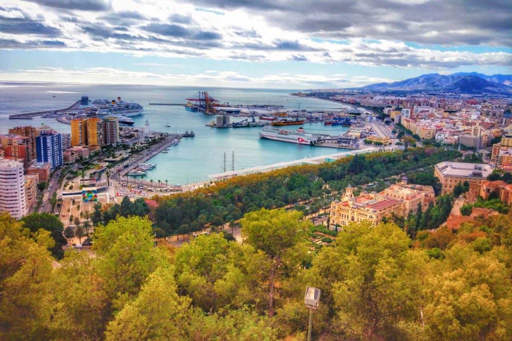Výhled na přístav Málaga