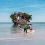 Restaurace The Rock na jihu Zanzibaru