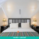 Studio v českém hotelu na Zanzibaru