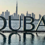 Nápis v Dubaji