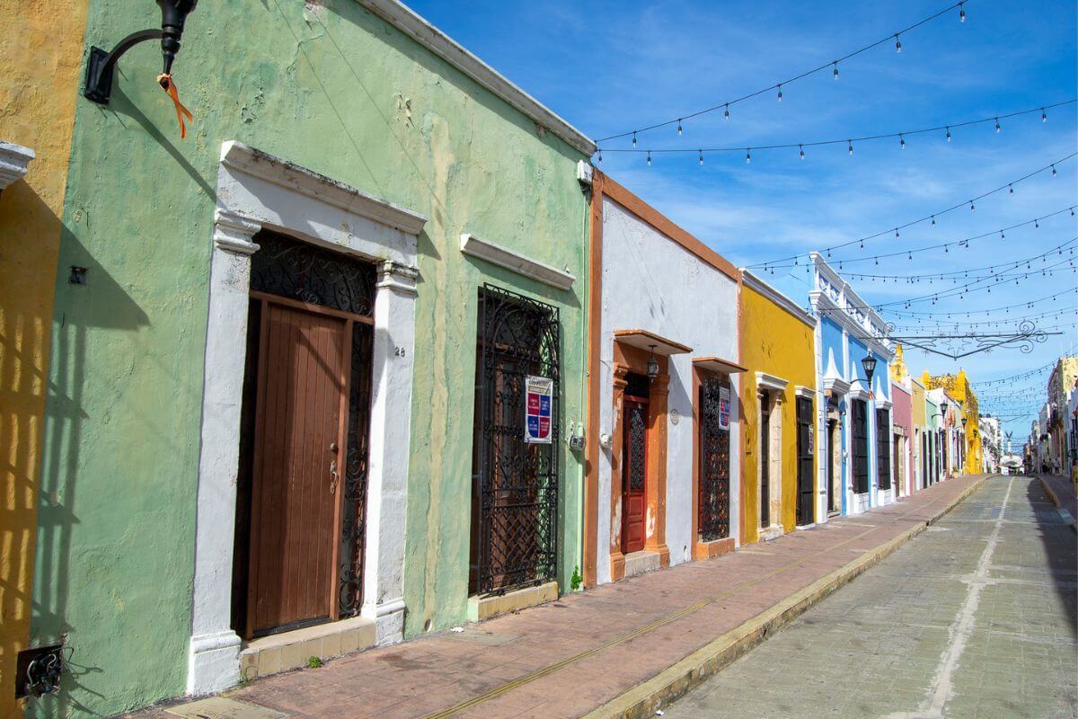 Mexiko Campeche domy itinerář