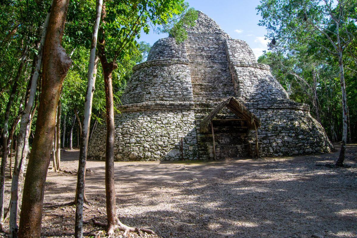 Pyramida Cobá v Mexiku
