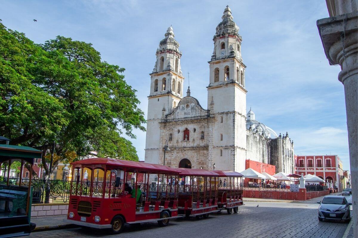 Náměstí v Campeche v Mexiku
