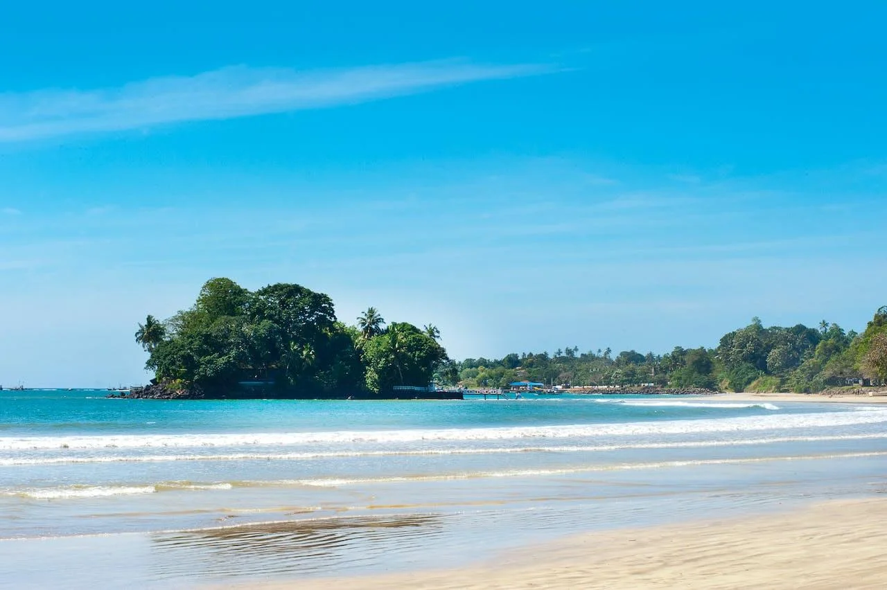 Srí Lanka pláž dovolená