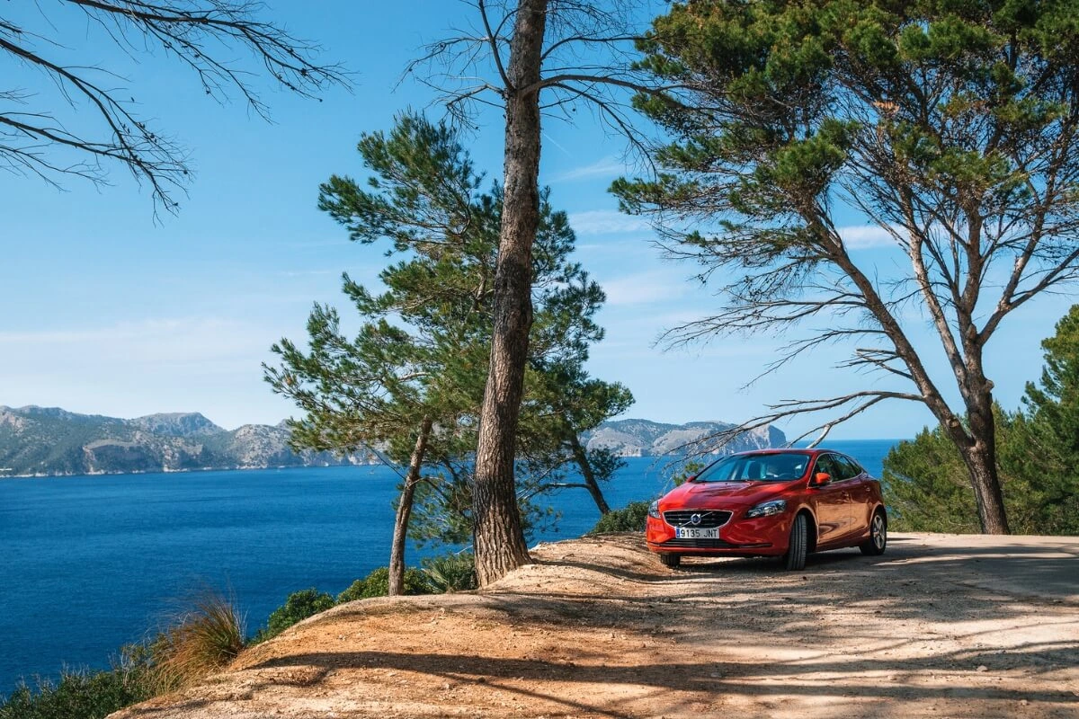 Ibiza půjčení auta