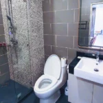 Toaleta v apartmánu na Koh Samui